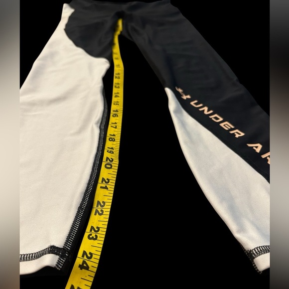 Under Armour Two-Tone Black and White Leggings Tights Heat Gear Womens Small - Picture 5 of 6
